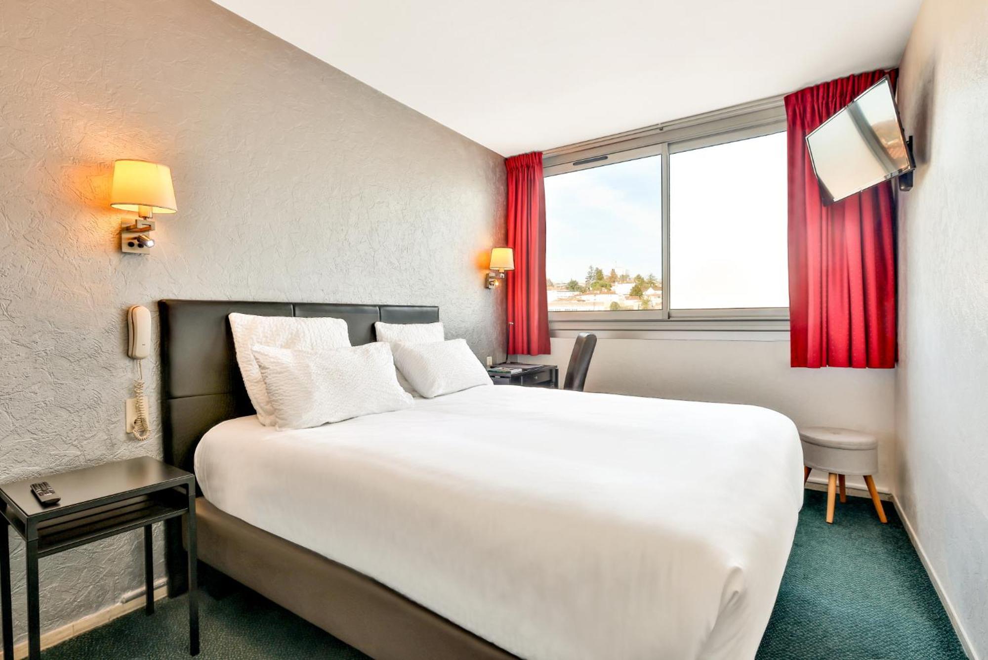 Bristol Logis Cit'Hotel Perigueux Centre Exterior foto